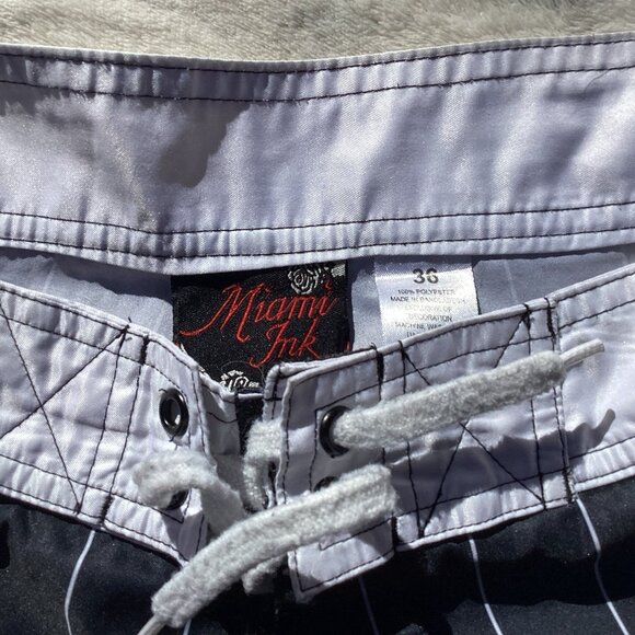 Miami Ink Men’s Board Shorts Swim Trunks Size 36 Y2K - Picture 7 of 7